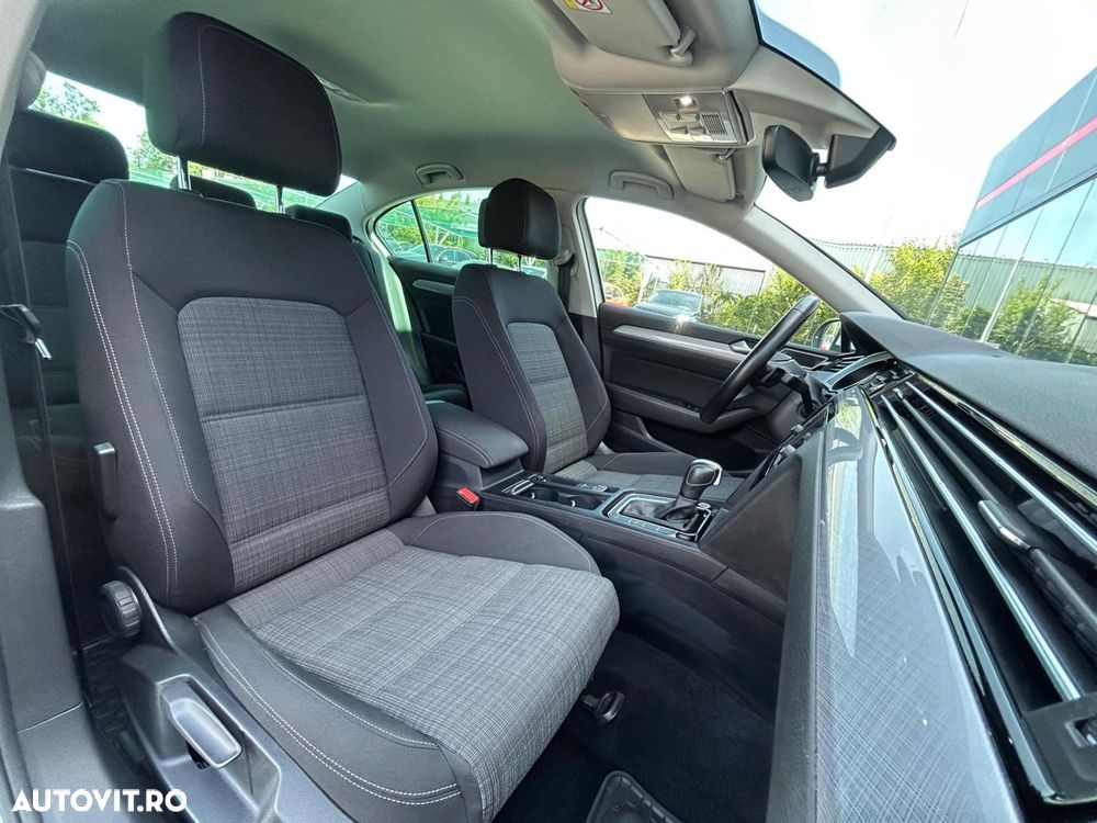 Volkswagen Passat 2.0 TDI DSG Comfortline - 15