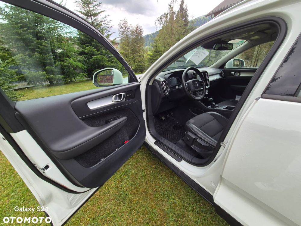Volvo XC 40 T3 Momentum - 10
