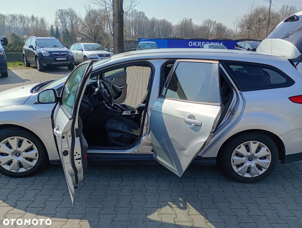 Ford Focus 1.6 Edition - 4