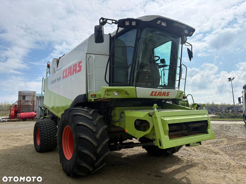 Claas Lexion 540 z hederem - 4