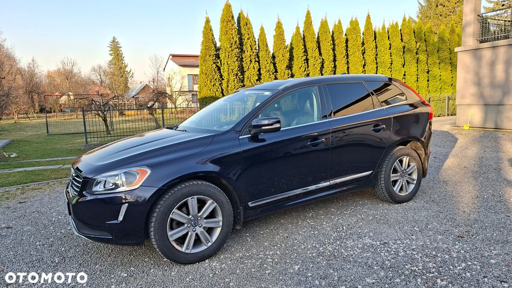 Volvo XC 60 T6 AWD Geartronic Momentum - 1