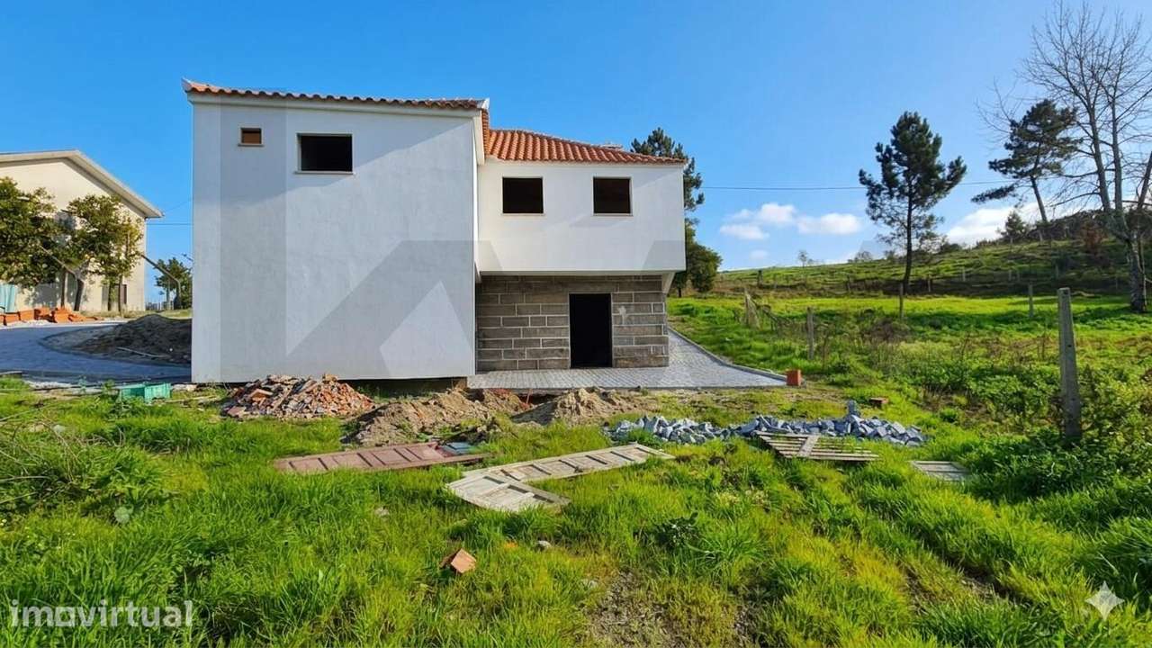 MORADIA NOVA T3 com Jardim e Garagem, junto ao do Hospital de Amarante - Grande imagem: 3/11