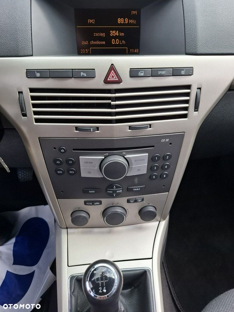 Opel Astra - 11