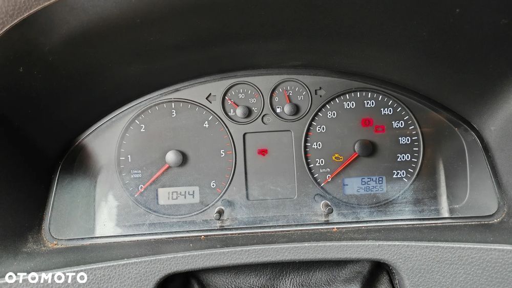 Volkswagen Transporter - 12