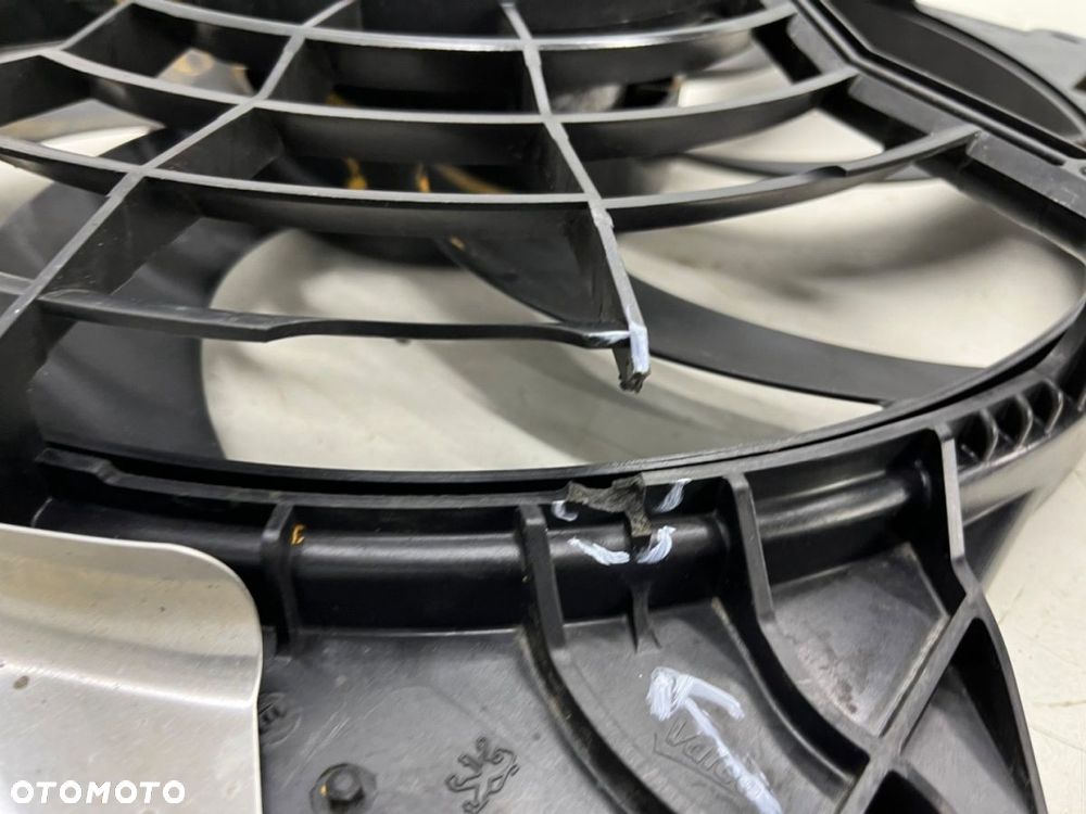 Wentylator chłodnicy Citroen C2 C3 C4 Cactus Peugeot 2008 207 208 301 308 13-19r. wiatrak 9801666680 - 9