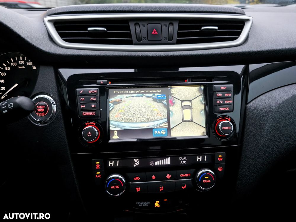 Nissan Qashqai 1.6 DCI TEKNA - 25