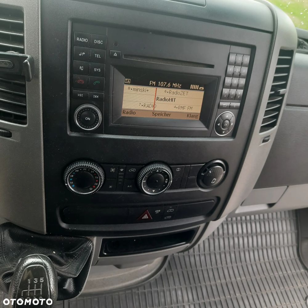 Mercedes-Benz 319 CDI - 13