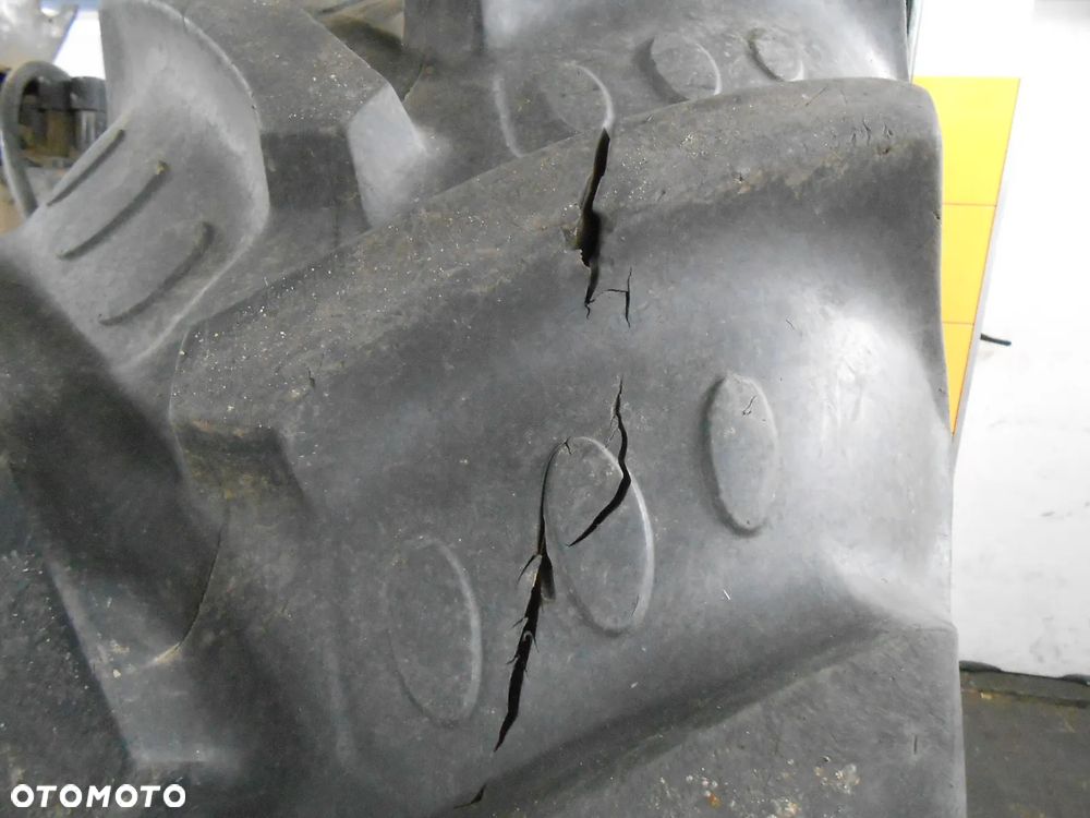 Opony 520/85R42 20.8R42 Agrimax Case CVX150 - 5