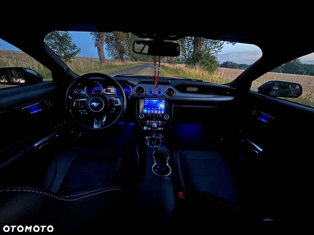 Ford Mustang - 14
