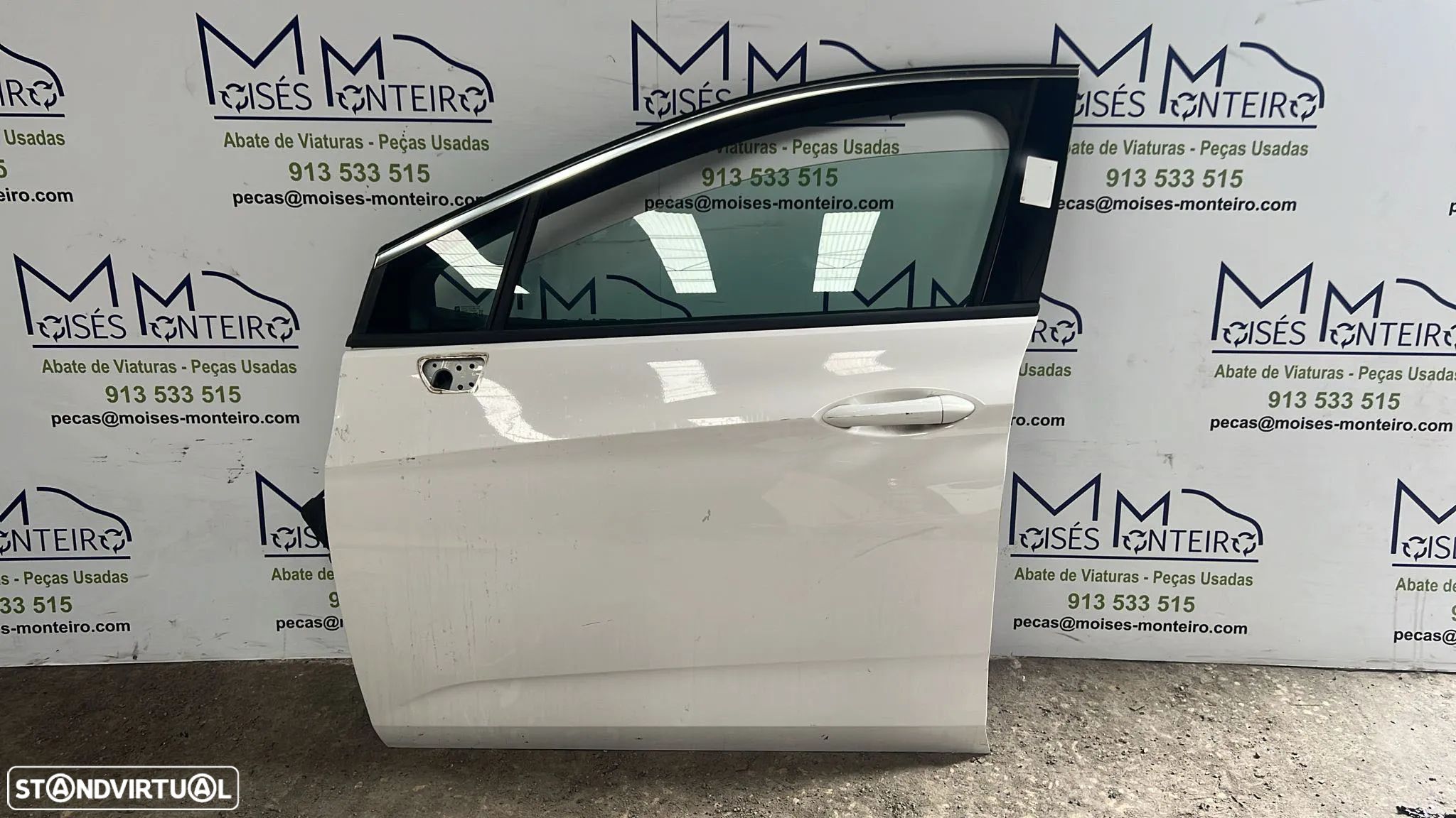 Porta Frente Esquerda Opel Astra K (5P/Sports Tourer Desde 06/15) Dynamic 2017 usada - 1