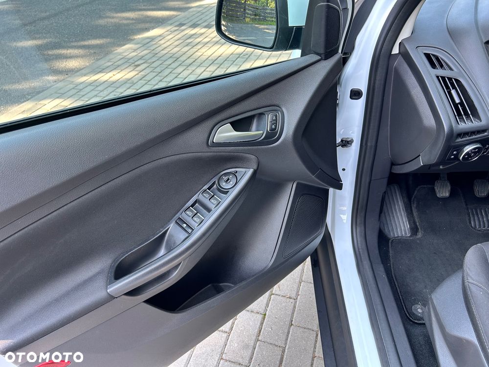 Ford Focus 1.0 EcoBoost SYNC Edition ASS - 13