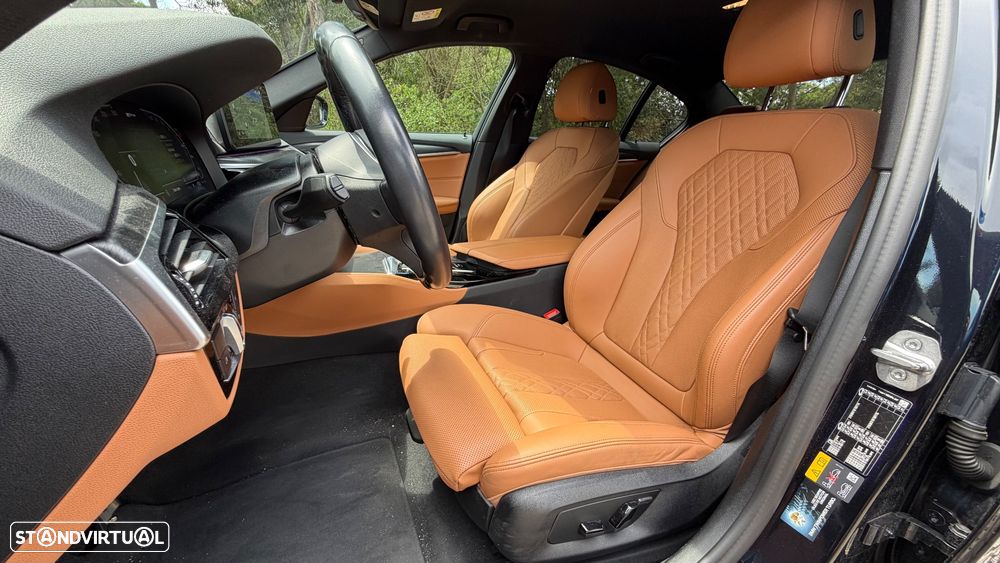 BMW 530 e Pack M - 11