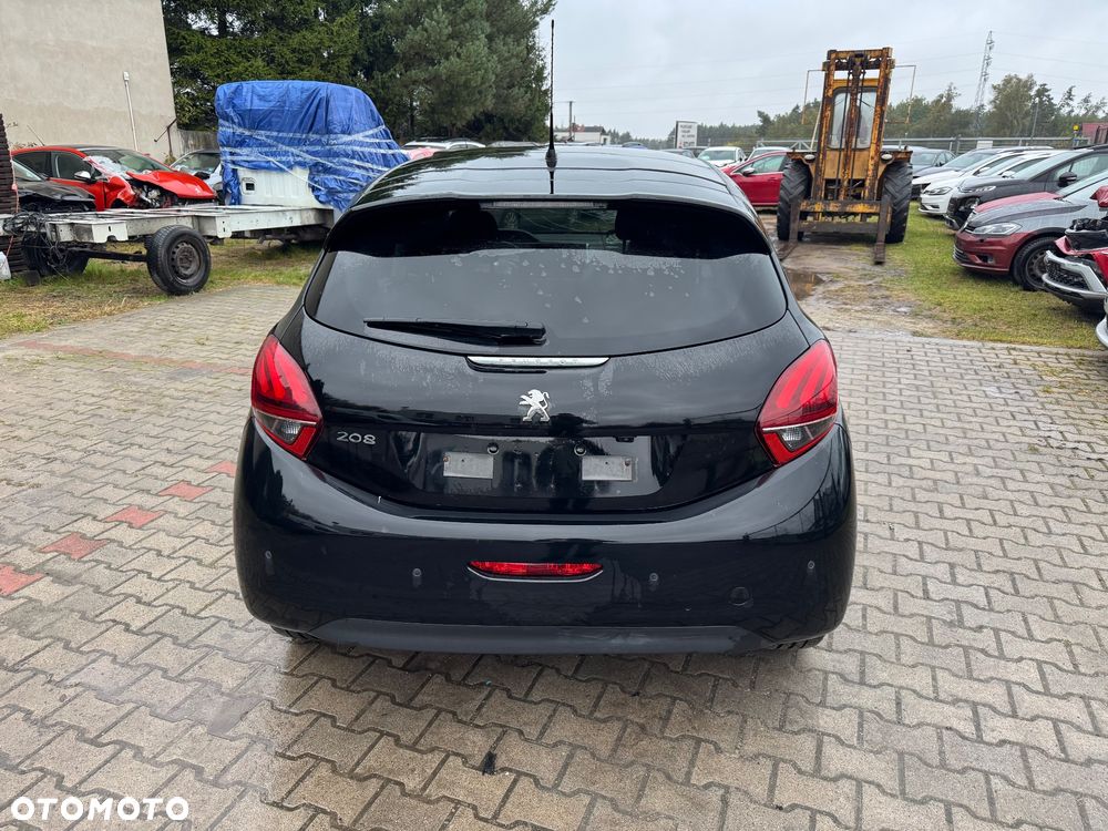 Peugeot 208 1.6 BlueHDi Allure S&S - 10