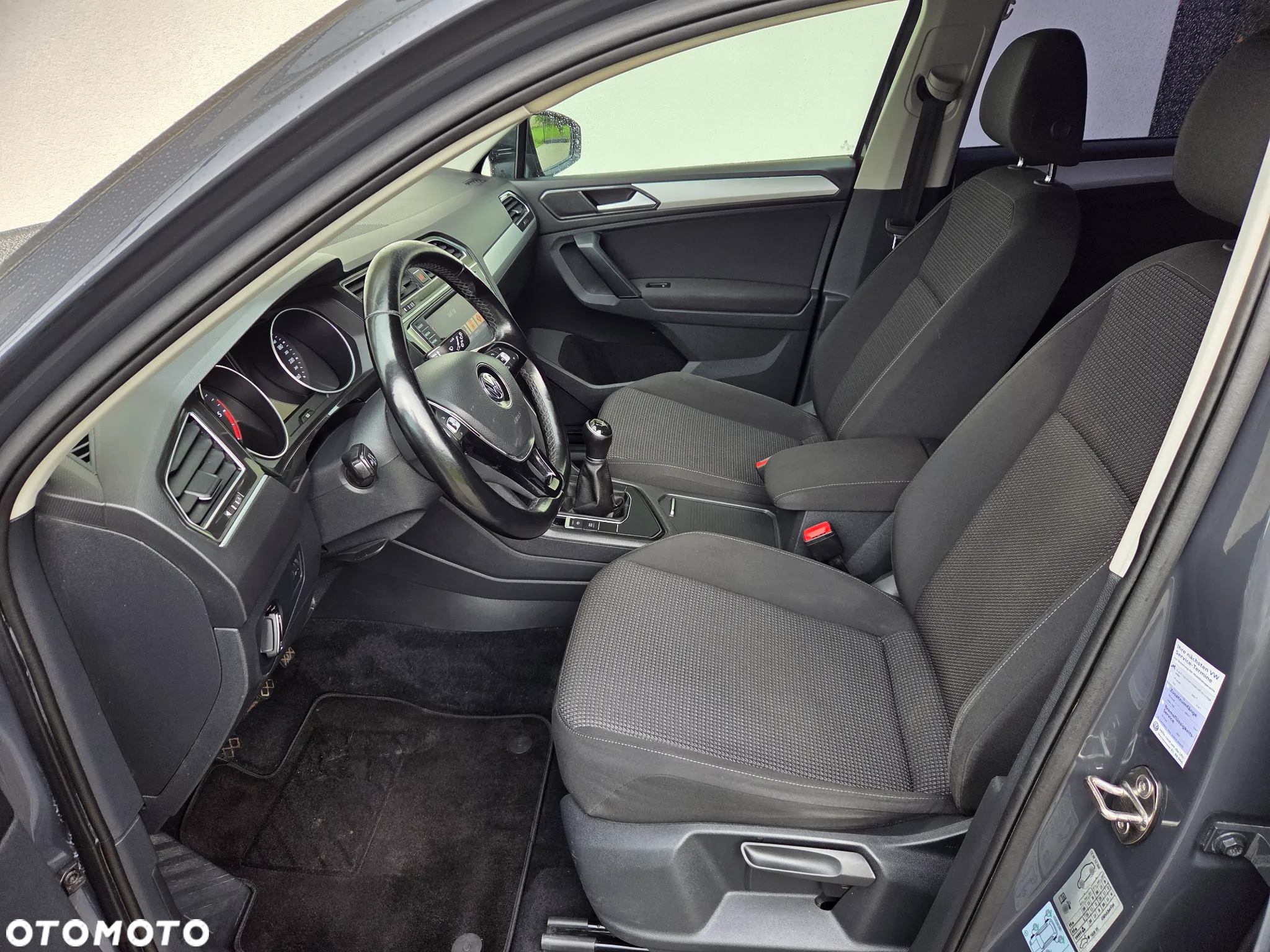 Volkswagen Tiguan - 8