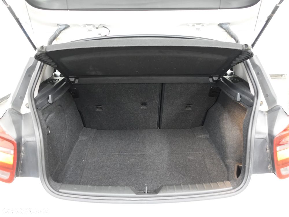 BMW Seria 1 114i - 25