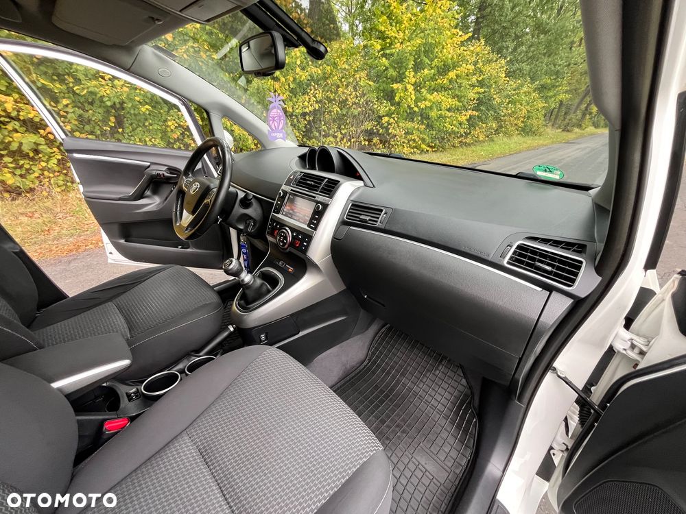 Toyota Verso - 19
