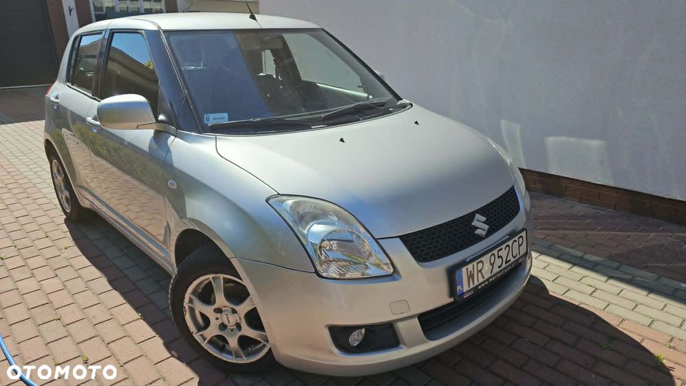 Suzuki Swift - 2