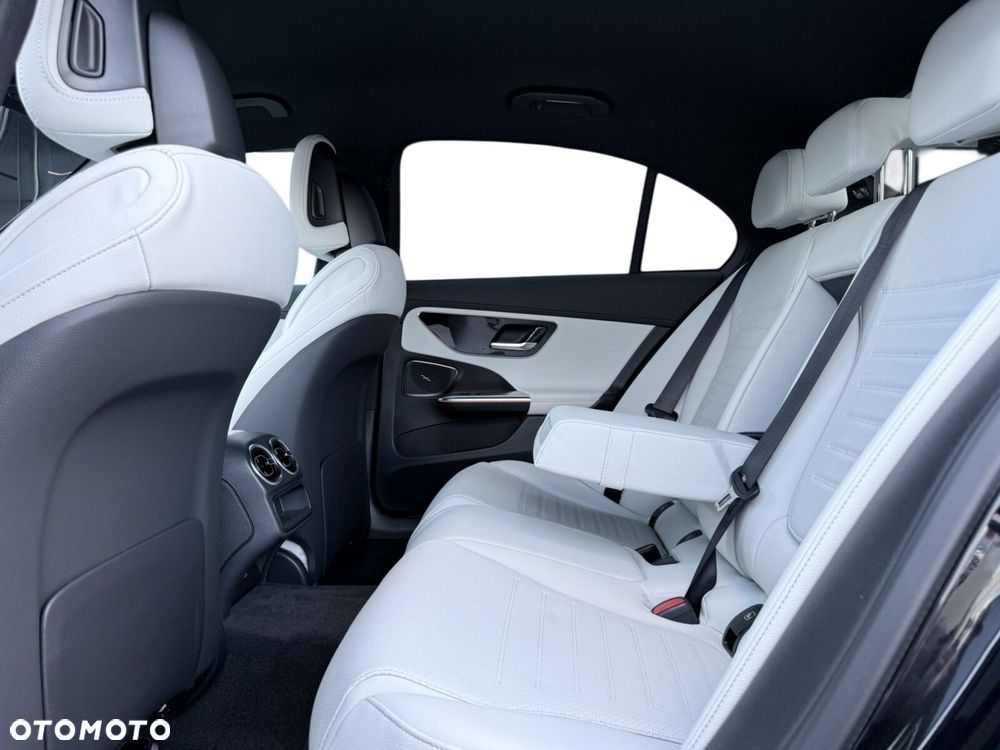 Mercedes-Benz Klasa C - 8