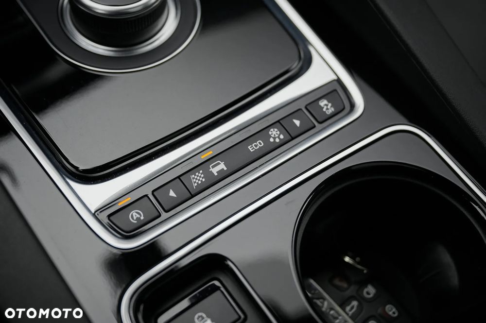 Jaguar F-Pace 20d AWD Prestige - 27