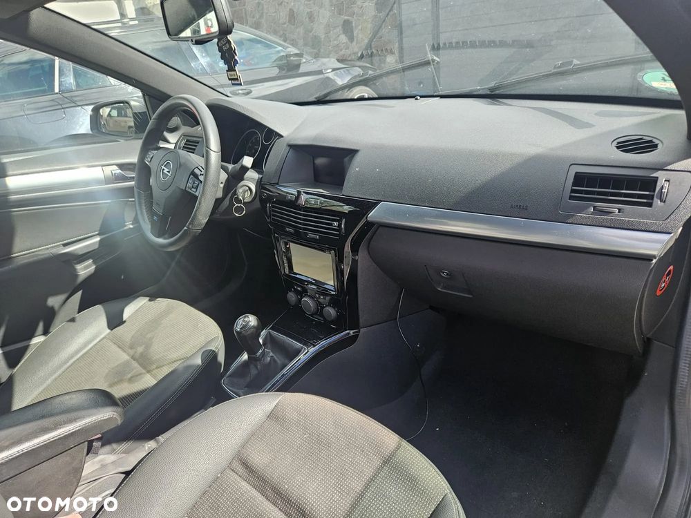 Opel Astra - 14