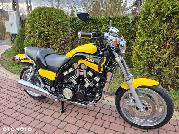 Yamaha V-MAX
