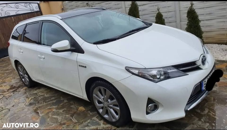 Toyota Auris 1.8 L VVT-i Hybrid Luna - 3