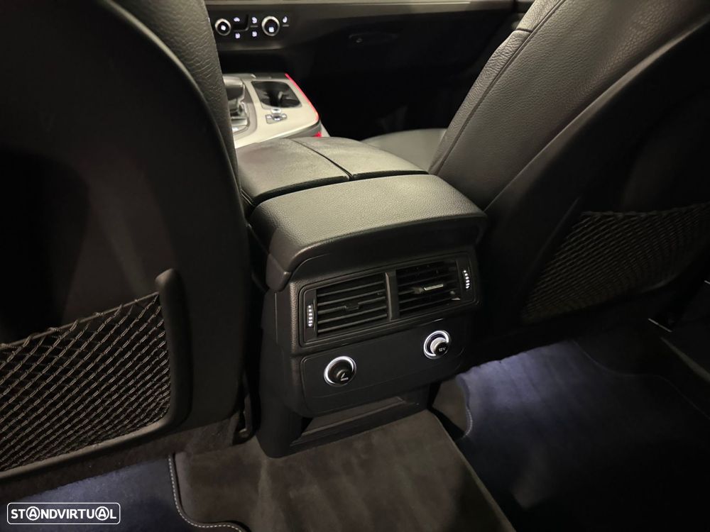 Audi Q7 3.0 TDi quattro Tiptronic 7L - 30