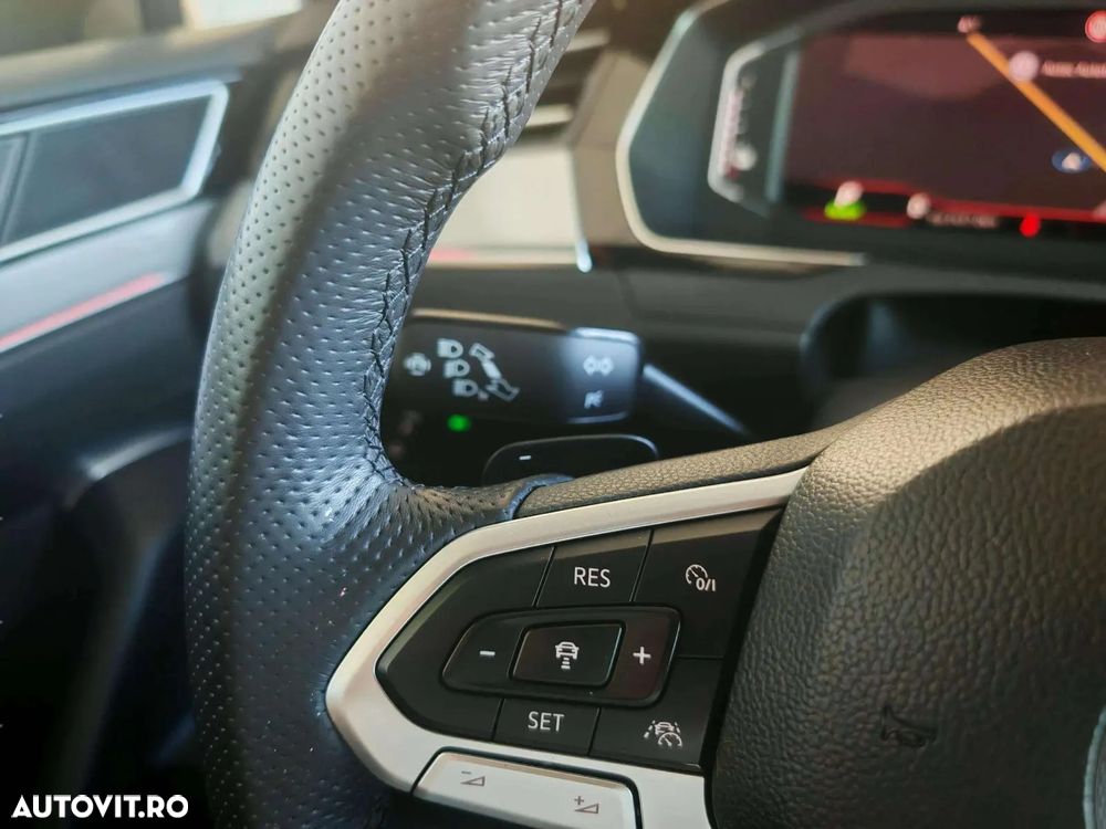Volkswagen Passat Standard - 11