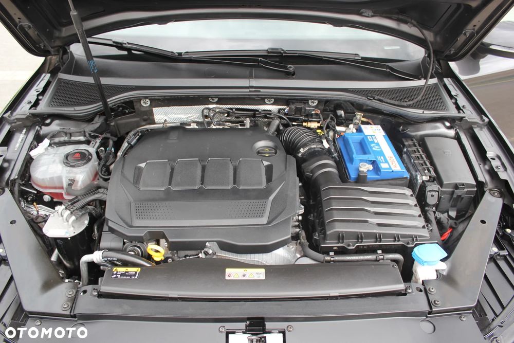 Volkswagen Passat 2.0 TDI SCR DSG Comfortline - 17