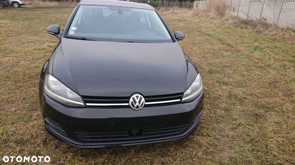 Volkswagen Golf - 23