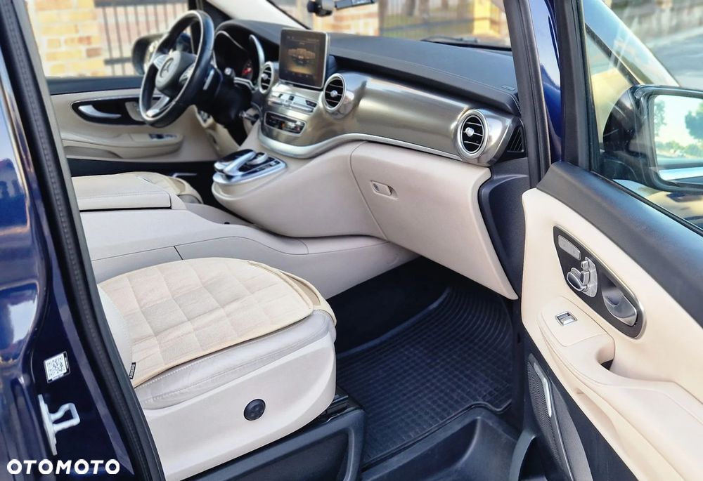 Mercedes-Benz Klasa V 250 (BlueTEC) d Avantgarde 7G-Tronic (d³ugi) - 17