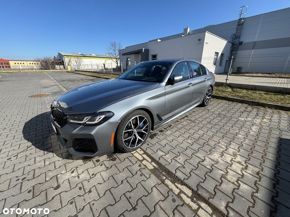 BMW Seria 5 M550i xDrive sport - 1