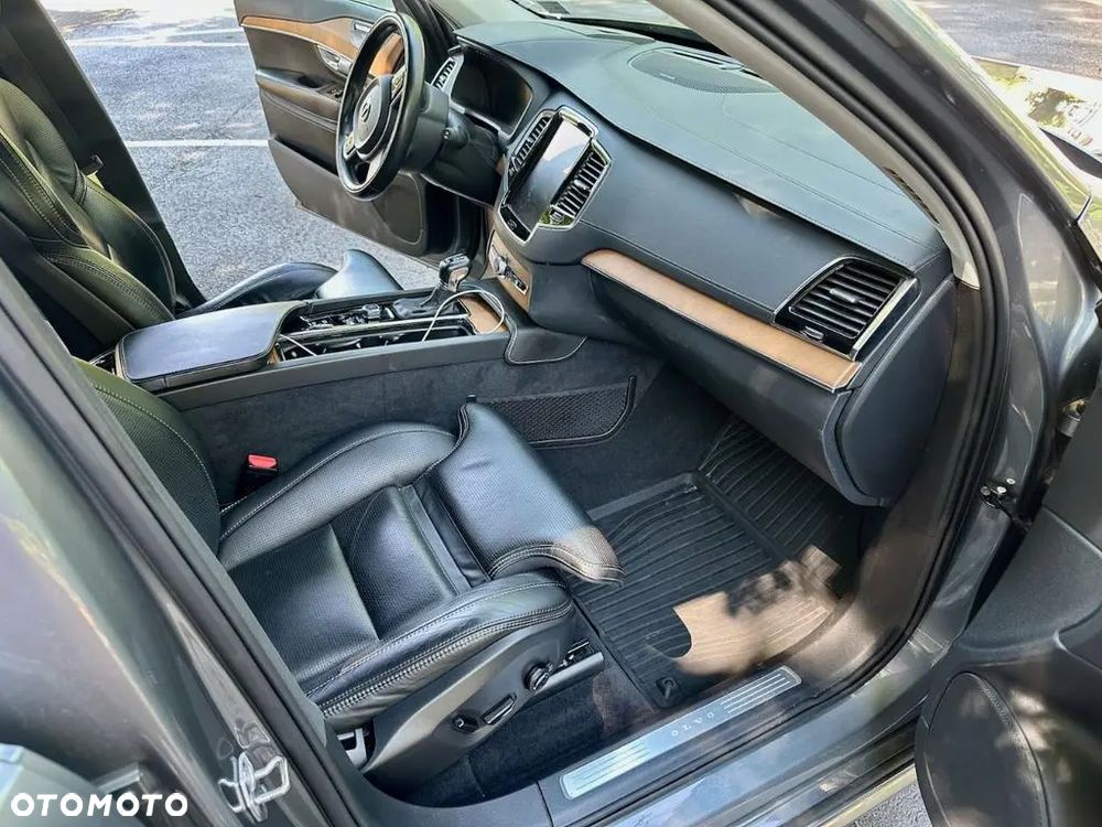 Volvo XC 90 T6 AWD Inscription 7os - 19