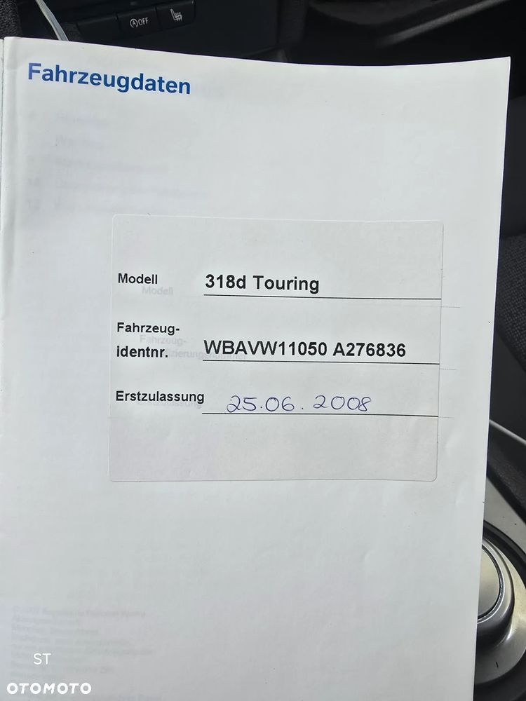 BMW Seria 3 318d DPF Touring - 9