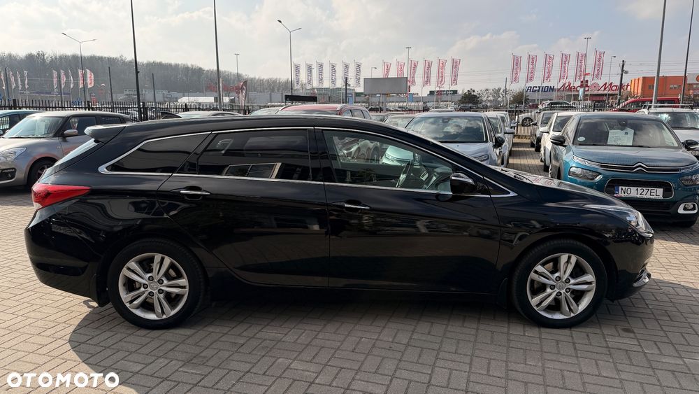 Hyundai i40 Kombi blue 1.7 CRDi DCT Premium - 6