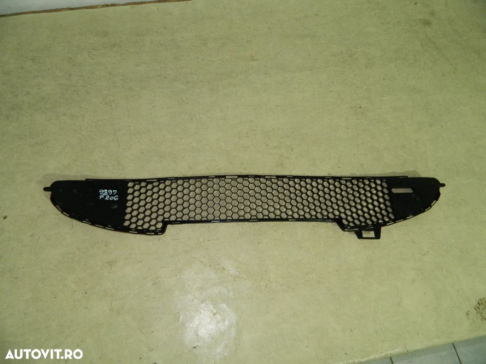 Grila intre proiectoare Peugeot 206, 2003, 2004, 2005, 2006,, 9648292477 - 6