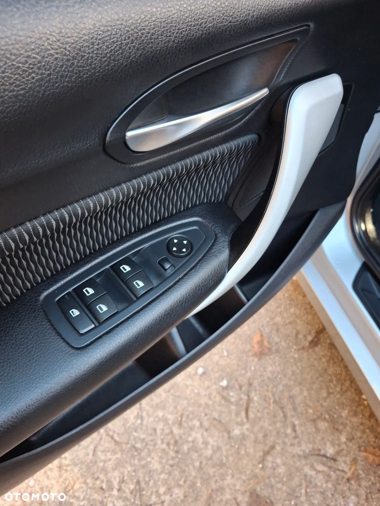 BMW Seria 1 - 15