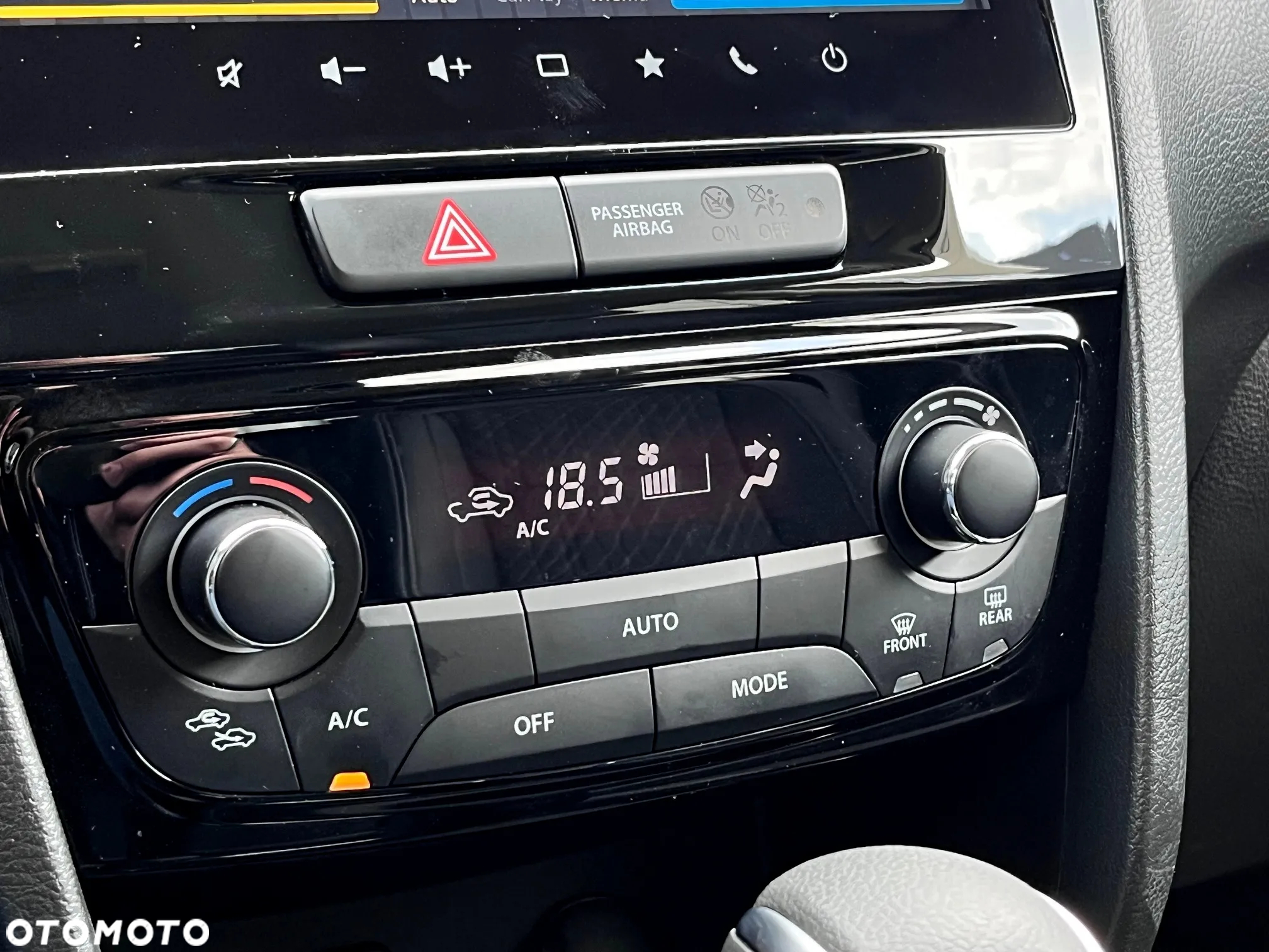 Suzuki Vitara 1.5 DualJet Hybrid Elegance 2WD AGS - 36
