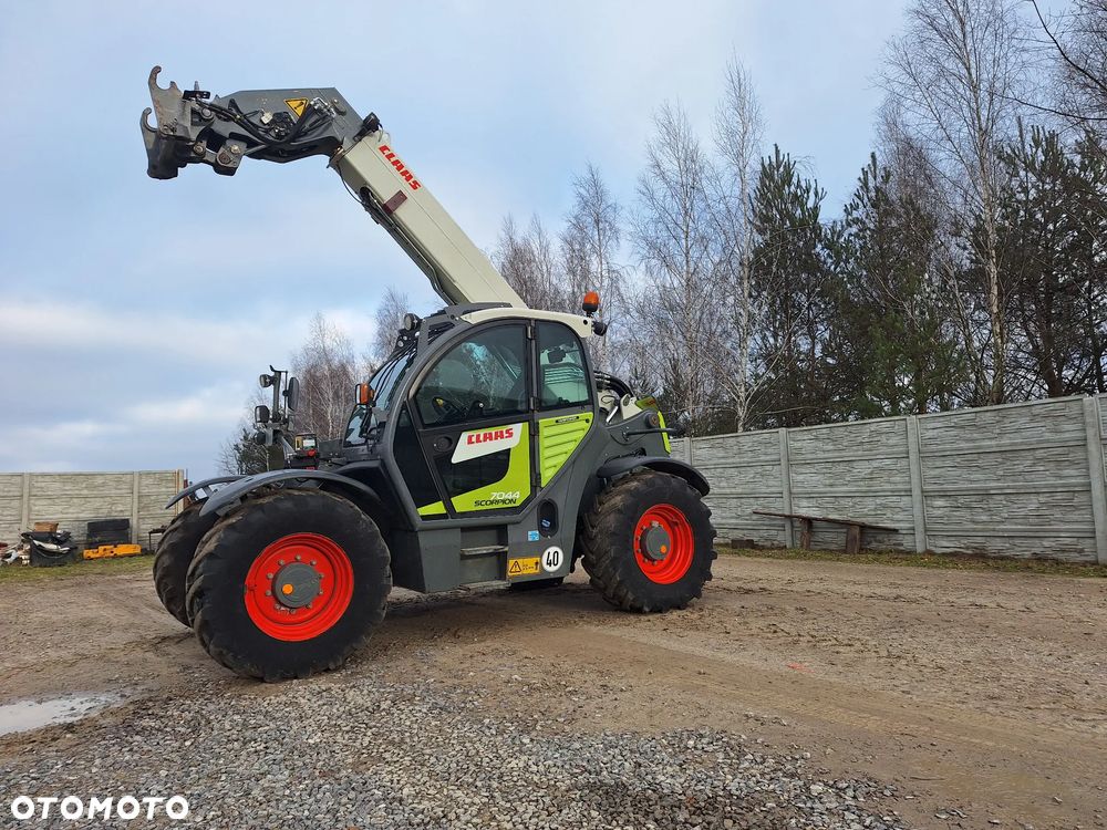 Claas Skorpion 7044 - 4
