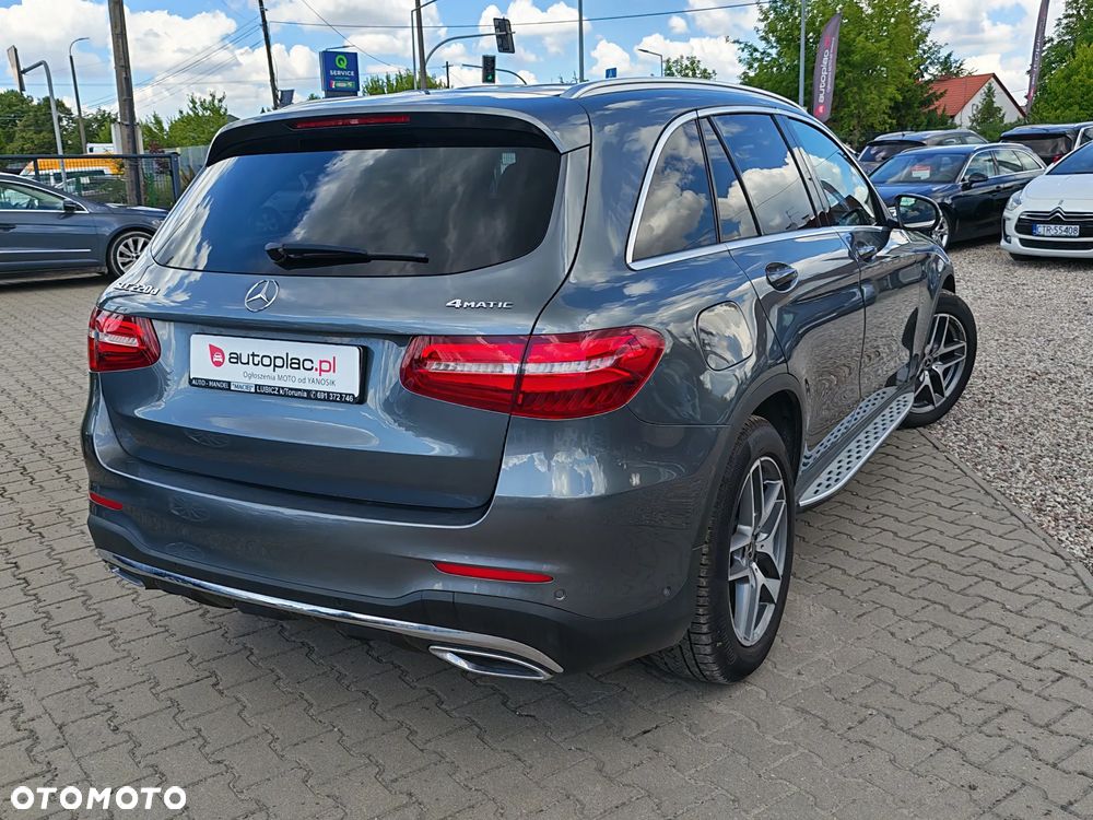 Mercedes-Benz GLC - 7