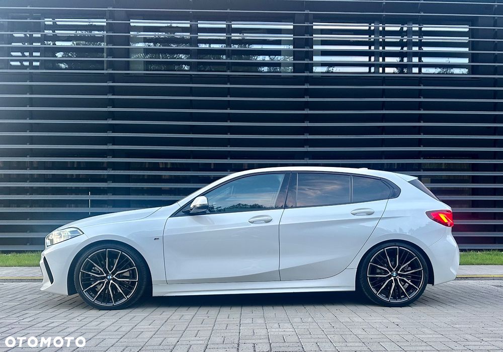 BMW Seria 1 120d xDrive M Sport - 23