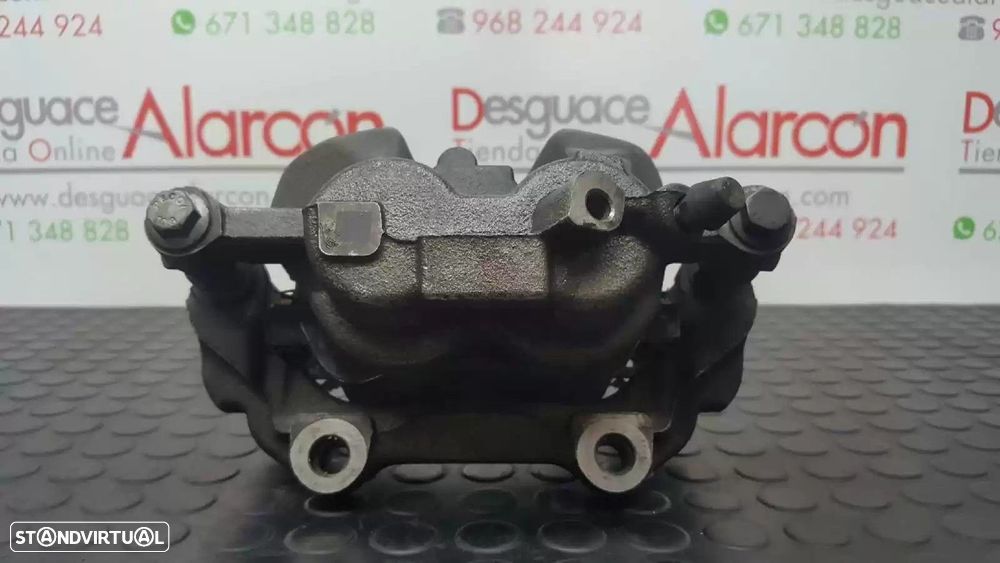 PINÇA TRAVÃO FRONTAL ESQUERDA MERCEDES-BENZ CLASSE GLK 2014 -A2044214181 - 2