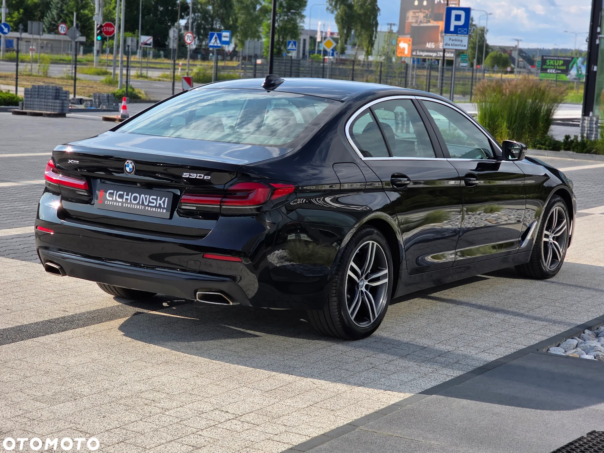 BMW Seria 5 530i xDrive mHEV Luxury Line sport - 29