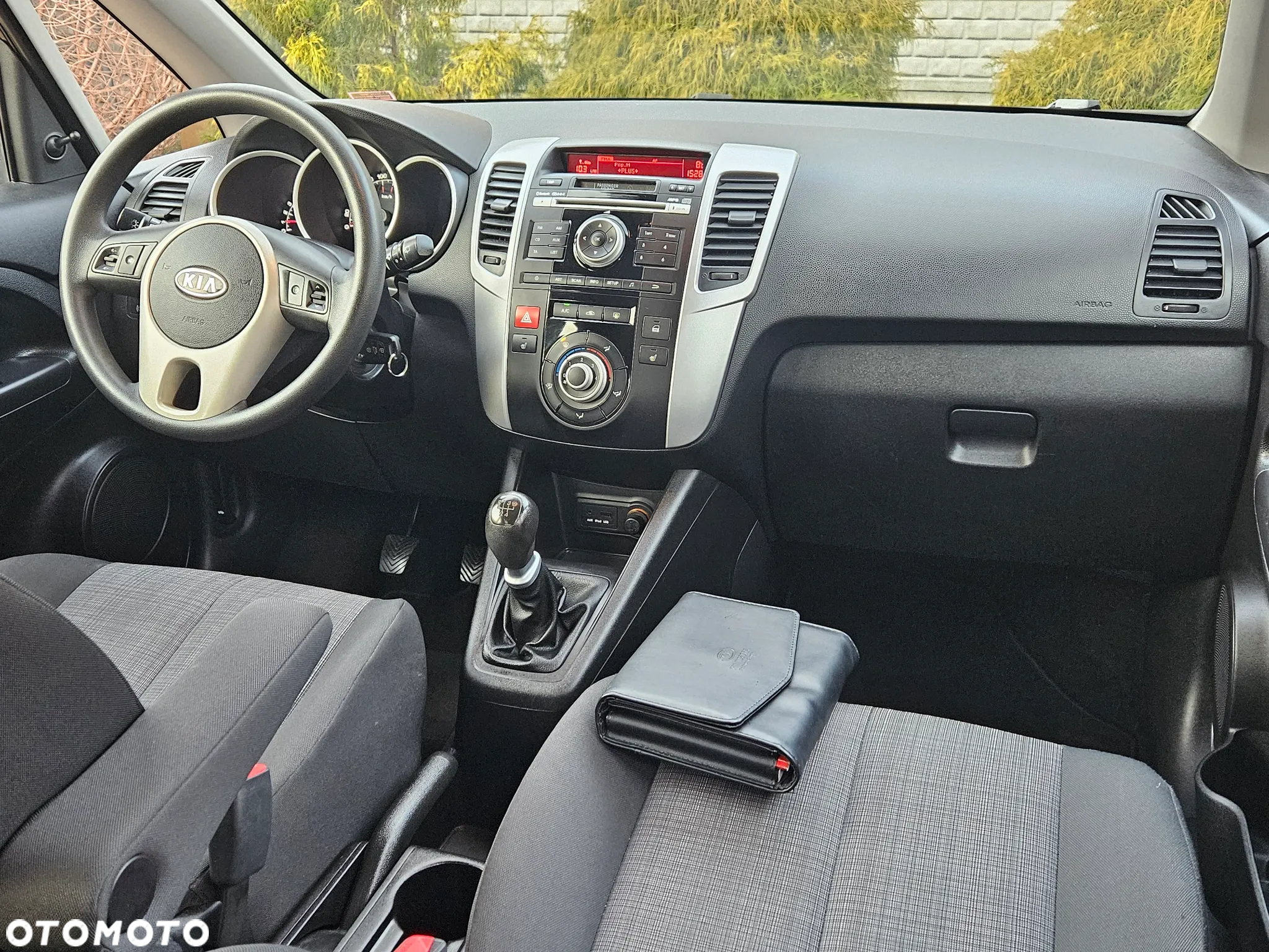 Kia Venga 1.4 CVVT Fifa World Cup Edition - 11