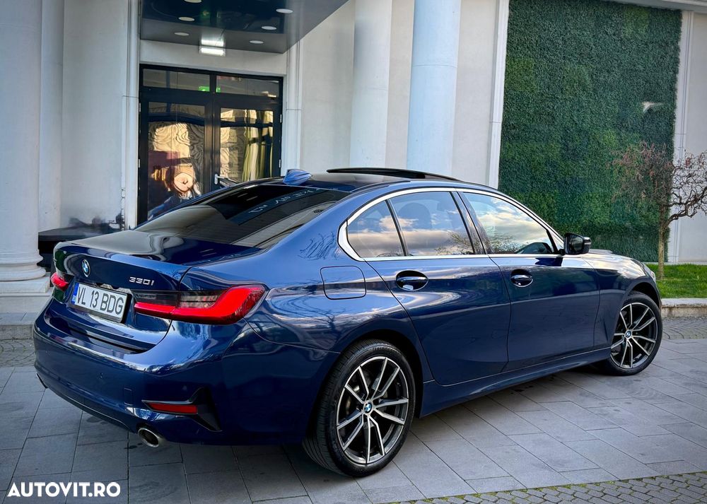 BMW Seria 3 330i xDrive Aut. Luxury Line - 4