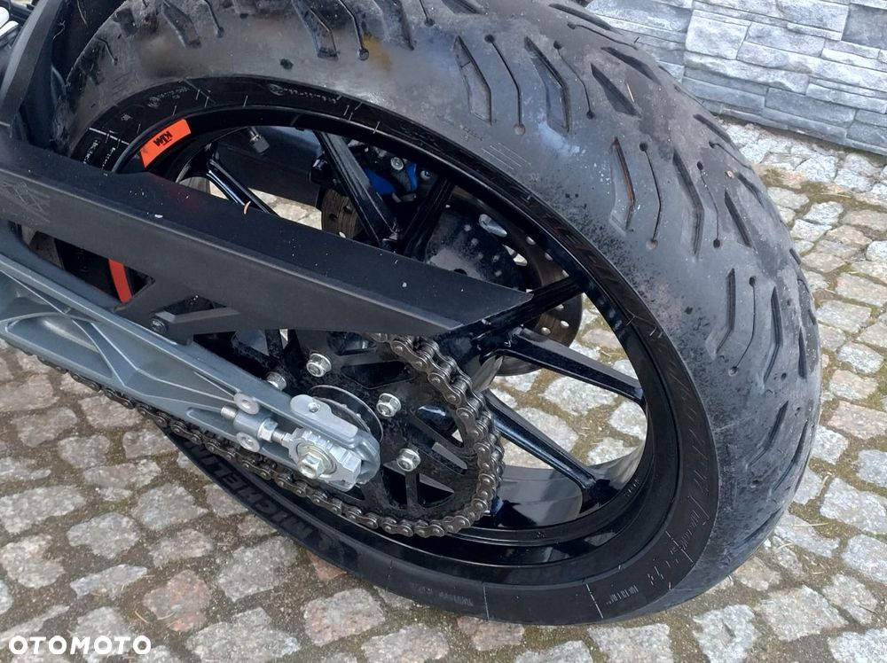 KTM Duke - 24