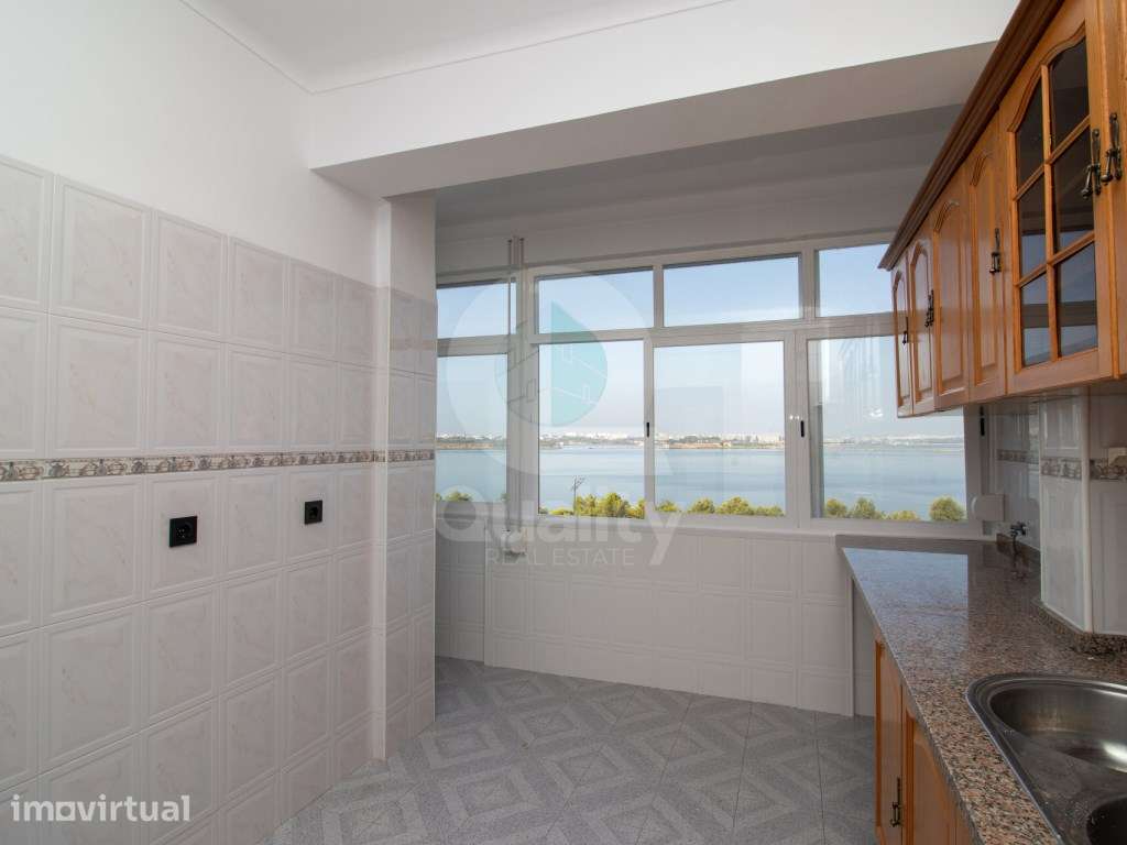 T2 com Vista Rio na Zona Polis do Barreiro - Grande imagem: 2/25