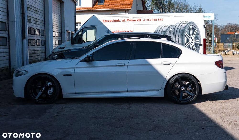 BMW Seria 5 530i - 5