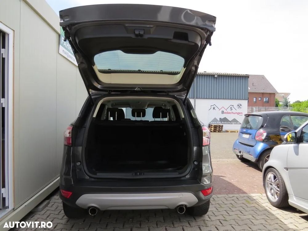 Ford Kuga 1.5 EcoBoost 4x4 Aut. Titanium - 7