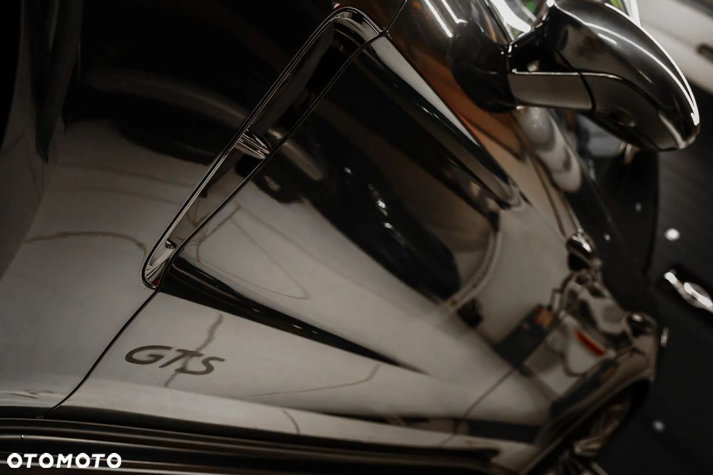 Porsche Panamera GTS - 22